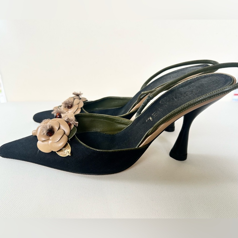 Vintage CHANEL Camellia Slingback Heels  Black Linen Tan Olive Leather Flower - Picture 2 of 15